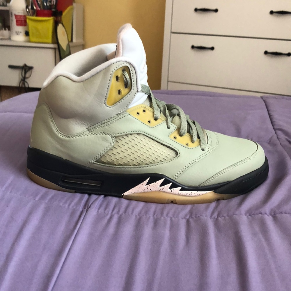 Air Jordan 5 Retro jade horizon